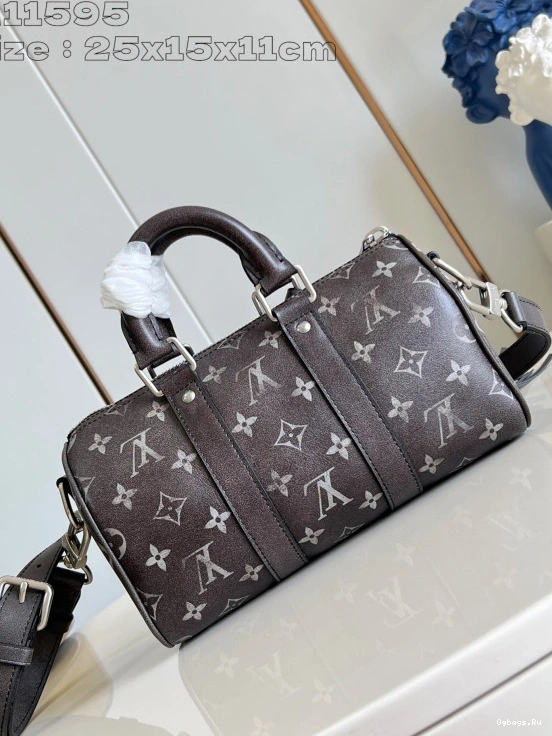 BANDOULIÈRE KEEPALL VUITTON LOUIS 25 0227